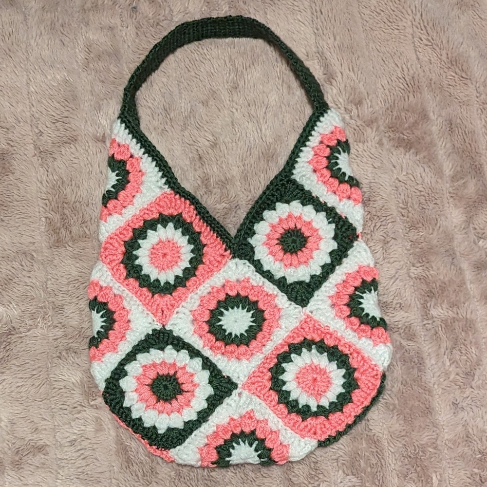 Granny square crochet bag